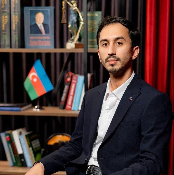 Xudaverdiyev Rövşən Oktay oğlu